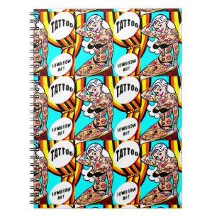 Espiral louros com caderno dos tatuagens