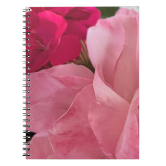 Espiral O clássico caderno de rosas