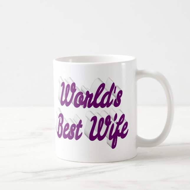 Esposa com caneca de café com metade do texto roxo (Direita)