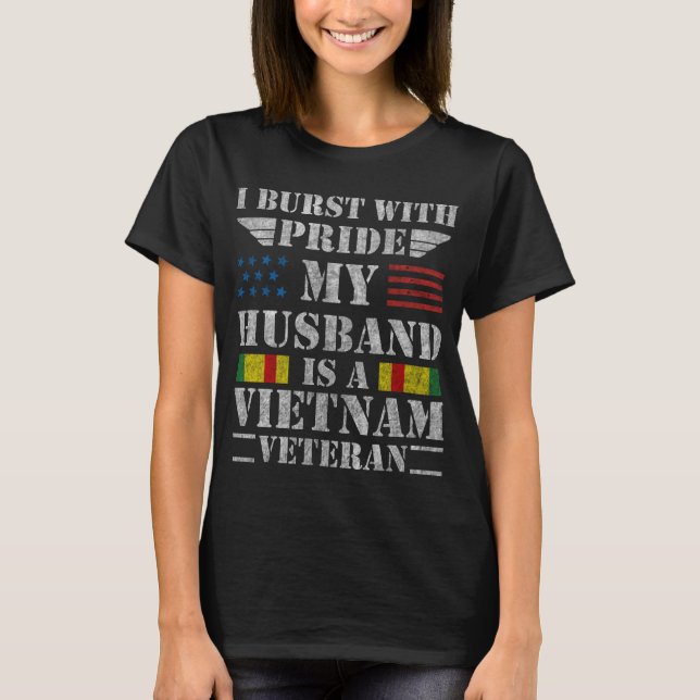 Esposa orgulhosa de um t-shirt do marido do (Frente)