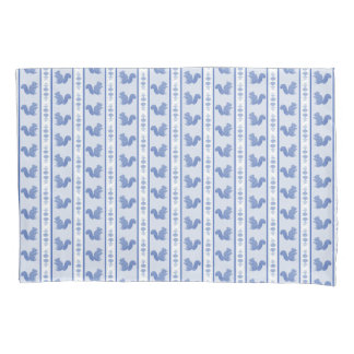 Esquilos e Hydrangeas Pillowcase