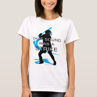 Esse t-shirt azul sadio do softball