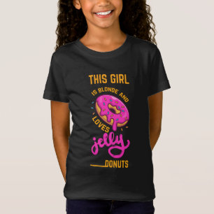 Esta garota adora camisa gelada de rosquinha