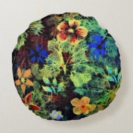 Está na almofada redonda das cores