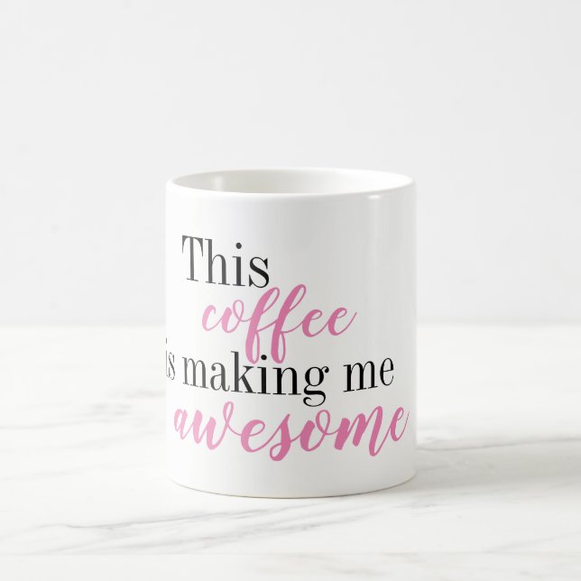 Este café está fazendo-me a caneca impressionante (Centro)