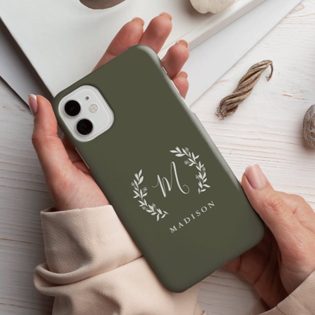 Estojo com Monograma em Script Rustic Laurel Case- (Criador carregado)