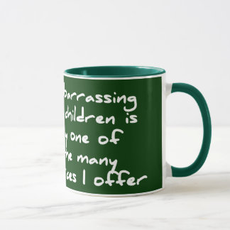 Estorvando minha caneca dos miúdos