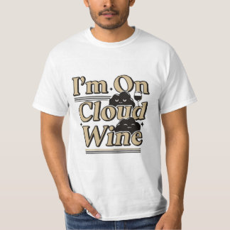 Estou Na Nuvem do Vinho Camiseta Divertida de Bebi