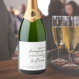 Estourar o Vinho Espumante Despedida de Solteira