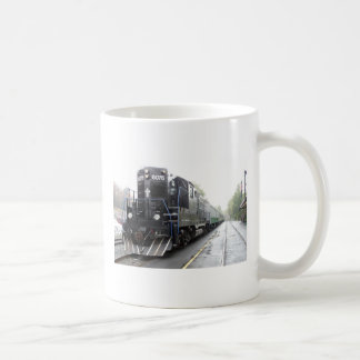 Estrada de ferro cénico de Adirondack, caneca da