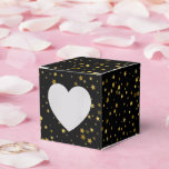 Estrelas Estão Na Caixa De Tratamento<br><div class="desc">A caixa de tratamento favorito do partido é mostrada em um impressão de estrelas pretas e douradas. Personalize este item ou comprar como está. Imagem licenciada</div>