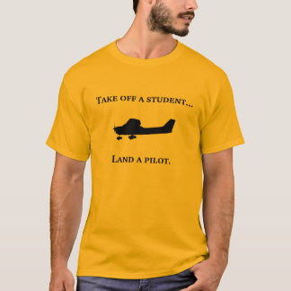 Estudante para pilotar a camisa