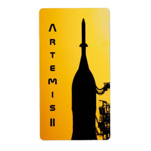 Etiqueta Artemis II rumo à Plataforma de Lançamento