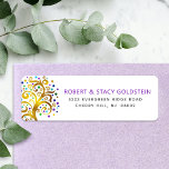 Etiqueta Bat Mitzvah Purple Dourado Tree o Endereço de Reto<br><div class="desc">Tenha orgulho, alegria e mostre este marco do seu Bat Mitzvah favorito com esta divertida, sofisticada e personalizada etiqueta de endereço de retorno! Uma folha de ouro falso, impressionante, gráfica, com tartaruga cintilante, chaleira, púrpura e azul de David e "folhas" de ponto sobre um fundo branco. Personalize o texto personalizado...</div>
