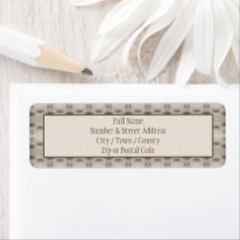 Bege com padrão marrom