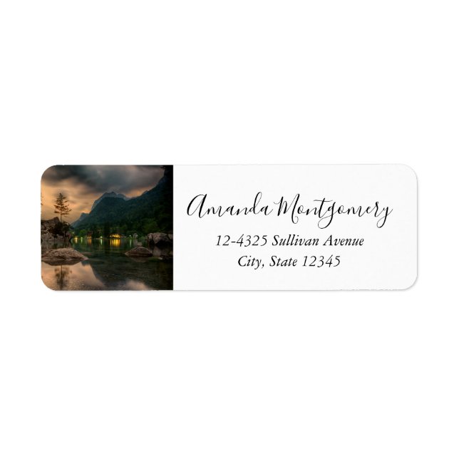 Etiqueta Belo lago de montanha na fotografia da noite (Frente)