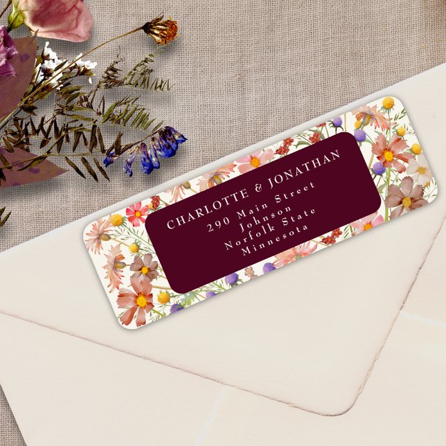 Etiqueta Boho Rústico Floral de Flores Silvestres Casamento (Boho fall rustic wildflower floral burgundy burnt orange ivory cream wedding return address label )