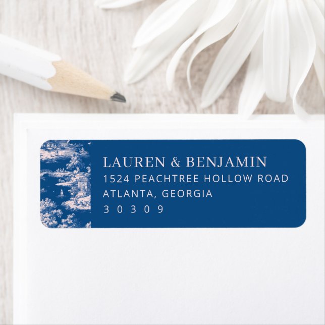 Etiqueta Classic Blue and White Invitation Card (Insitu)