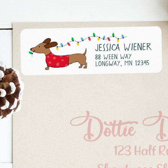 Etiqueta Dachshund Christmas Lights Festivas Address Labels (Naughty Dachshund Christmas card return address labels - running with Christmas tree lights!)