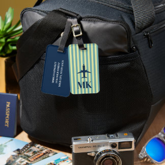 Etiqueta de bagagem azul marinho com monograma lis