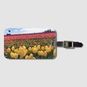 Etiqueta De Bagagem Belo Campo de Tulipas com Balão de Ar Quente, Oreg