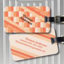 Chamas riscadas de uma Cores de Vela