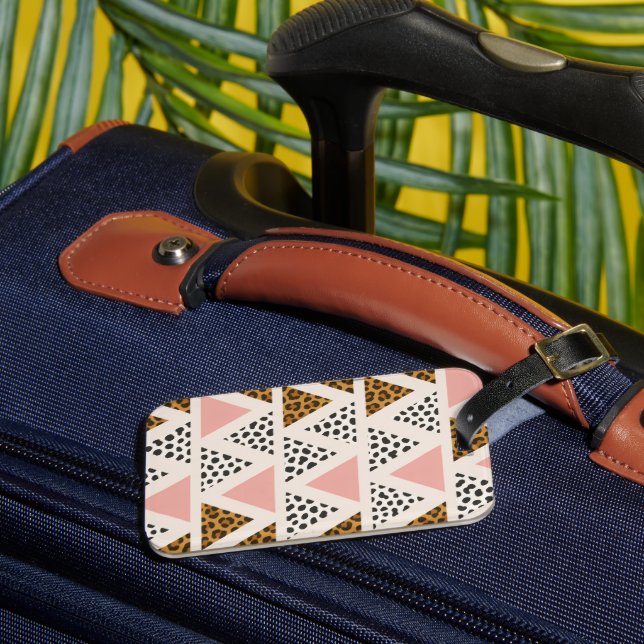 Etiqueta De Bagagem Chic Leopard & Pink Triangle Pattern (Frente Insitu 3)