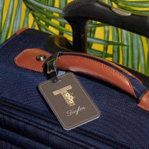Etiqueta de bagagem com flor de letra de madeira m