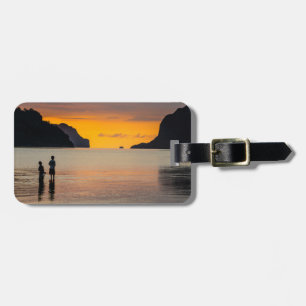Etiqueta De Bagagem Crianças Pescando Ao Pôr do Sol