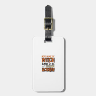 Etiqueta De Bagagem Cuidado Com A Camisa De Bruxa De Halloween Do Dach