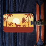 Etiqueta De Bagagem Dachshund Beach pôr do sol para mães doxas<br><div class="desc">amor de cão e diversão</div>