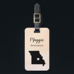 Etiqueta de bagagem do mapa de Missouri, recepção<br><div class="desc">Estas etiquetas de bagagem de estado fazem as etiquetas de presente perfeitas para a festa de casamento ou as etiquetas de sacola de boas-vindas. Amarre-o aos presentes das damas de honra em vez de uma etiqueta de presente de papel típica, e elas podem usá-lo por meses e anos. As etiquetas...</div>
