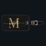 Etiqueta De Bagagem Elegante Estilo Preto Dourado Monograma Inicial Sc<br><div class="desc">Marca de bagagem personalizada elegante moderna feminina preta e dourada com monograma de nome inicial script. Este design apresenta um primeiro nome em uma linda fonte de letra manuscrita com rabiscos (ou tipografia) com monograma inicial, informações de endereço em dourado e branco sobre preto. São fáceis de personalizar. Presente feminino...</div>