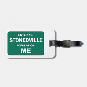 Etiqueta De Bagagem Entrando na População de Stokedville Me
