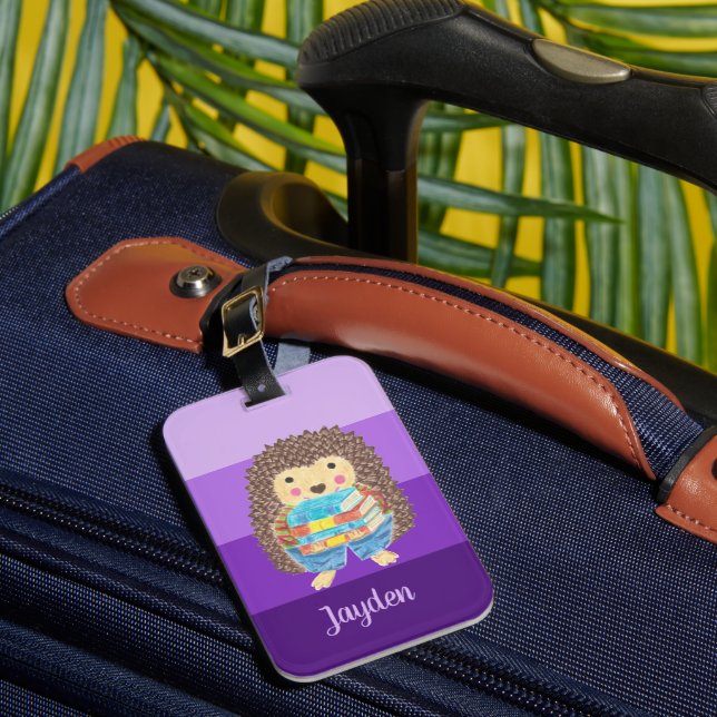 Etiqueta De Bagagem Etiqueta de Nerd de Livro Hedgehog Roxo (Frente Insitu 1)