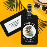 Etiqueta De Bagagem Férias da família Summer Black<br><div class="desc">presente divertido para as suas férias de verão,  esta etiqueta de bagagem apresenta uma ilustração das férias de verão em um fundo preto juntamente com o seu nome de família,  ano e local em letra chic e as suas informações impressas no verso.</div>