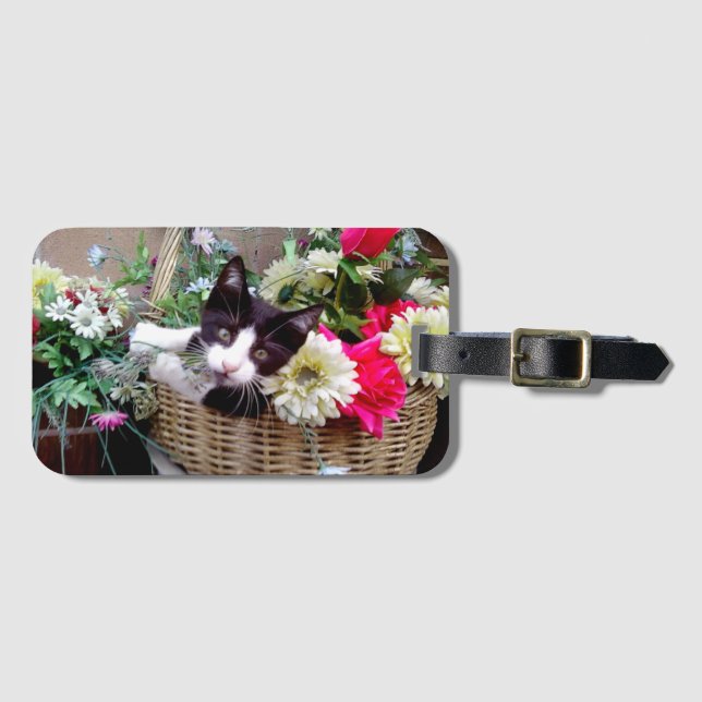 Etiqueta De Bagagem Gatinho em uma Cesta (Frente Horizontal)