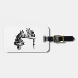 Etiqueta De Bagagem Jogos do conselho: Dois gatos jogando uma partida 