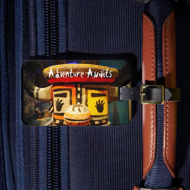 Etiqueta De Bagagem Kachina Doll Photo Adventure Aguarda Bonita (Frente Insitu 4)