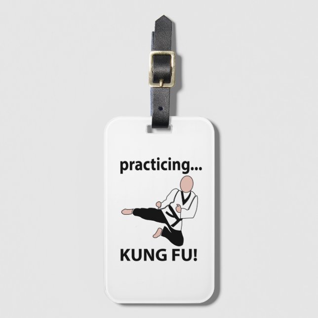 Etiqueta De Bagagem Kung Fu Praticando Kung Fu (Frente Vertical)