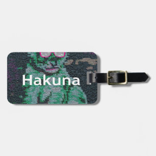 Etiqueta De Bagagem Leão Verde com Óculos Rosa "Hakuna Matata" Arte