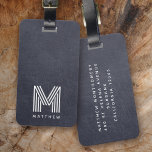 Etiqueta De Bagagem Masculina De Monograma De Couro Azul<br><div class="desc">✈️ Esta etiqueta de bagagem personalizada tem um monograma ousado e faz um presente de excelente para o viajante em sua vida</div>