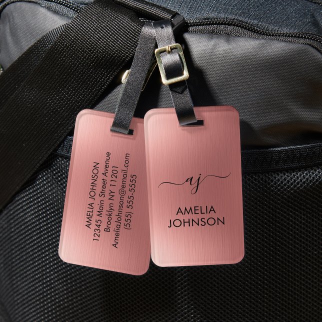 Etiqueta De Bagagem Modern Faux Rose Gold Script Monogram Personalized (Criador carregado)