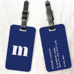 Etiqueta De Bagagem Monograma Moderno Marinho Inicial Azul<br><div class="desc">Design inicial do monograma minimalista de tipografia minúscula moderna que pode ser mudado para personalizar,  juntamente com os detalhes no sentido inverso. Branco sobre fundo azul marinho.</div>