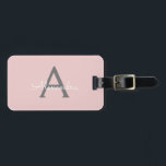 Etiqueta De Bagagem Nome Moderno do Monograma de Script Girassol de Ci<br><div class="desc">Blush Pink e Monograma de Cinzas Adicione seu próprio nome Scripts Bagagens Etiqueta A etiqueta do saco faz o doce doce presente de 16 anos,  casamento,  chá de panela,  chá de fraldas ou festa de solteira para alguém que decora seu quarto em estilo.</div>