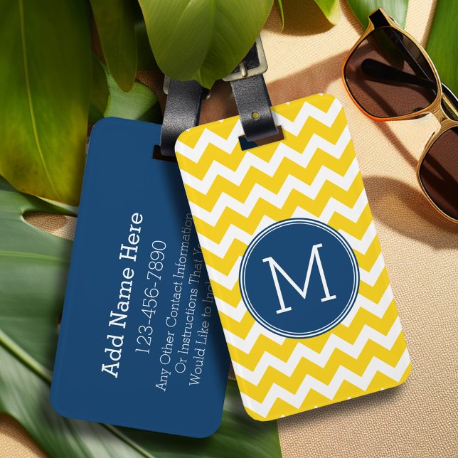 Etiqueta De Bagagem Padrão Chevron Amarelo e Azul com Monograma (Personalized luggage tag - Add Your contact information and monogram)