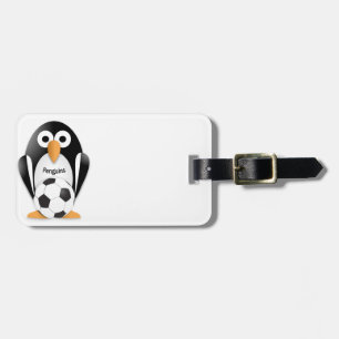 Etiqueta De Bagagem Pinguim com uma bola de futebol