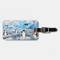 pinguins bonitos no gelo da Antártica