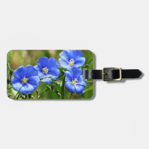 Etiqueta De Bagagem Pop De Flores Azuis Gordas Contra Grama Verde