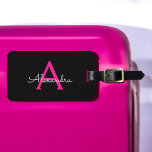 Etiqueta De Bagagem Rosa Quente Preto Nome Monograma Feminino Script<br><div class="desc">Preto e Rosa Quente Monograma Adicione seu próprio Nome Etiqueta de Bagagem Script A etiqueta da mala é o presente perfeito para aniversário de 16 anos,  casamento,  chá de noiva,  chá de bebê ou despedida de solteira para alguém que decora seu quarto com estilo.</div>
